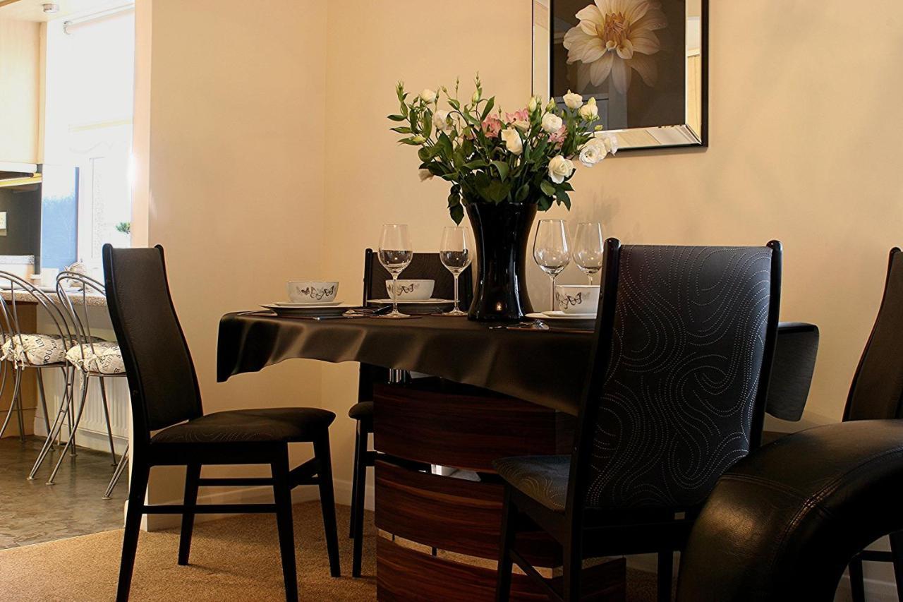 Linden Apartment สเตอร์ลิง ภายนอก รูปภาพ